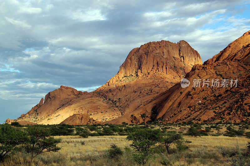 纳米比亚:Spitzkoppe 'Matterhorn Of纳米比亚